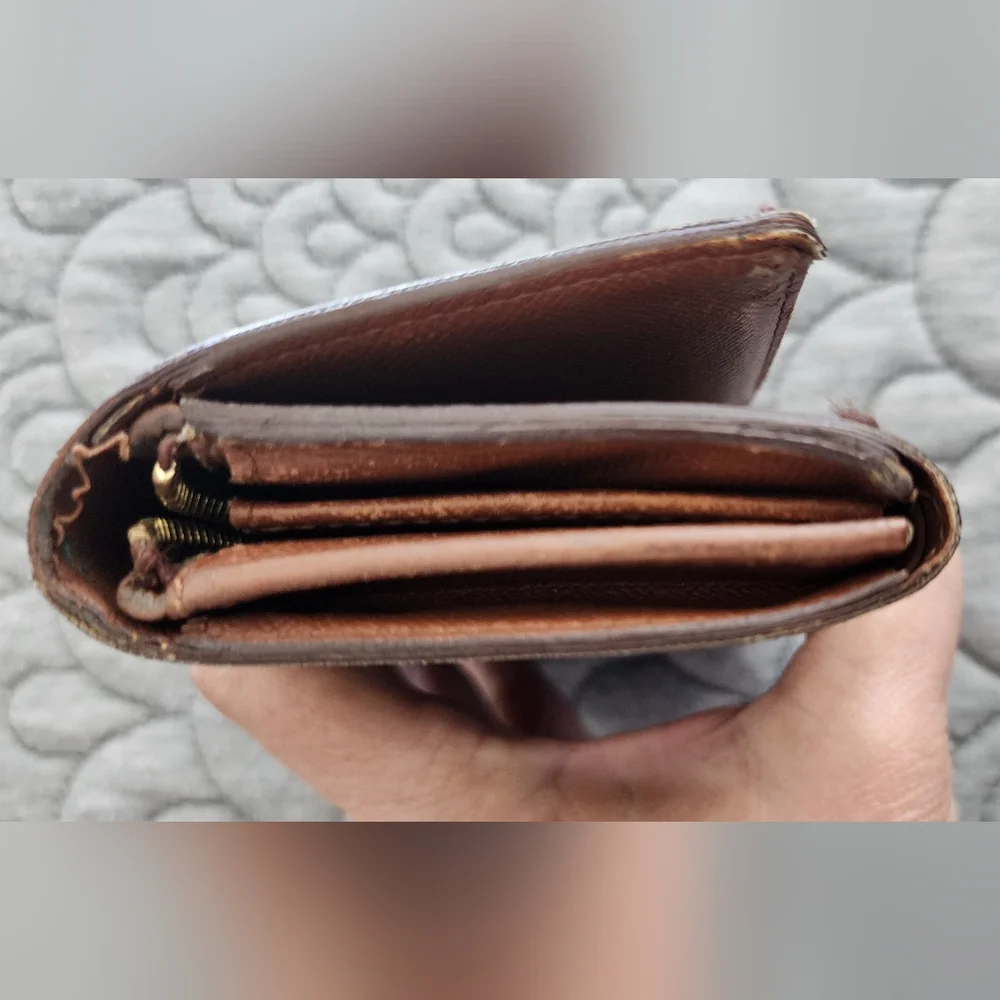 LV Monogram wallet - Picture 6 of 10
